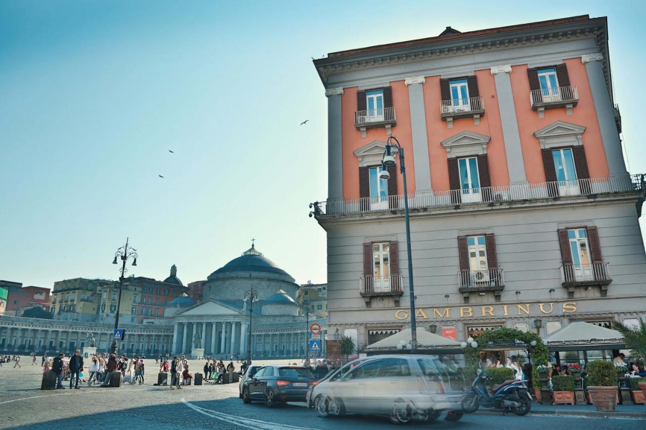 Appartement Almat Domus à Naples Extérieur photo